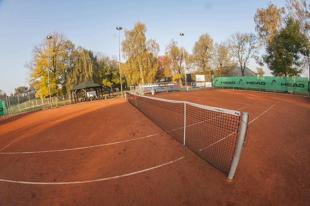 Tenis Park Advantage Белско-Бяла Екстериор снимка
