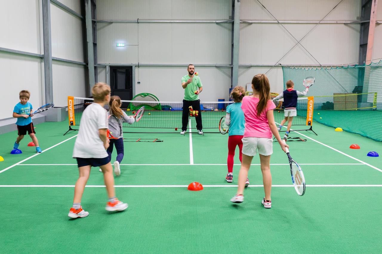 Tenis Park Advantage Белско-Бяла Екстериор снимка